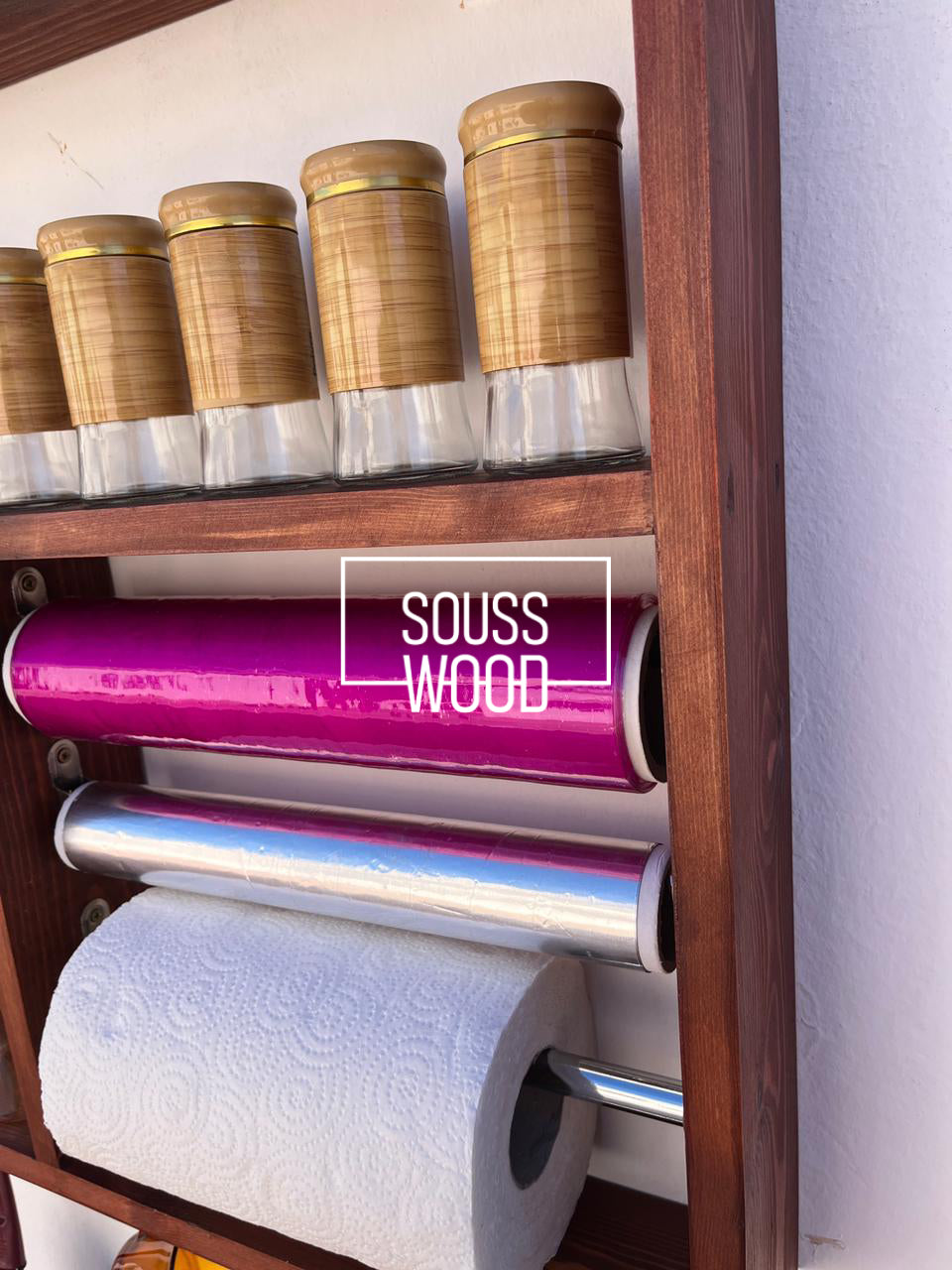 منظم المطبخ الخشبي