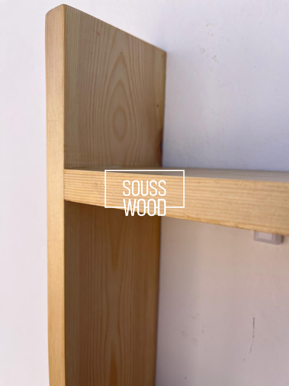 منظم المطبخ الخشبي