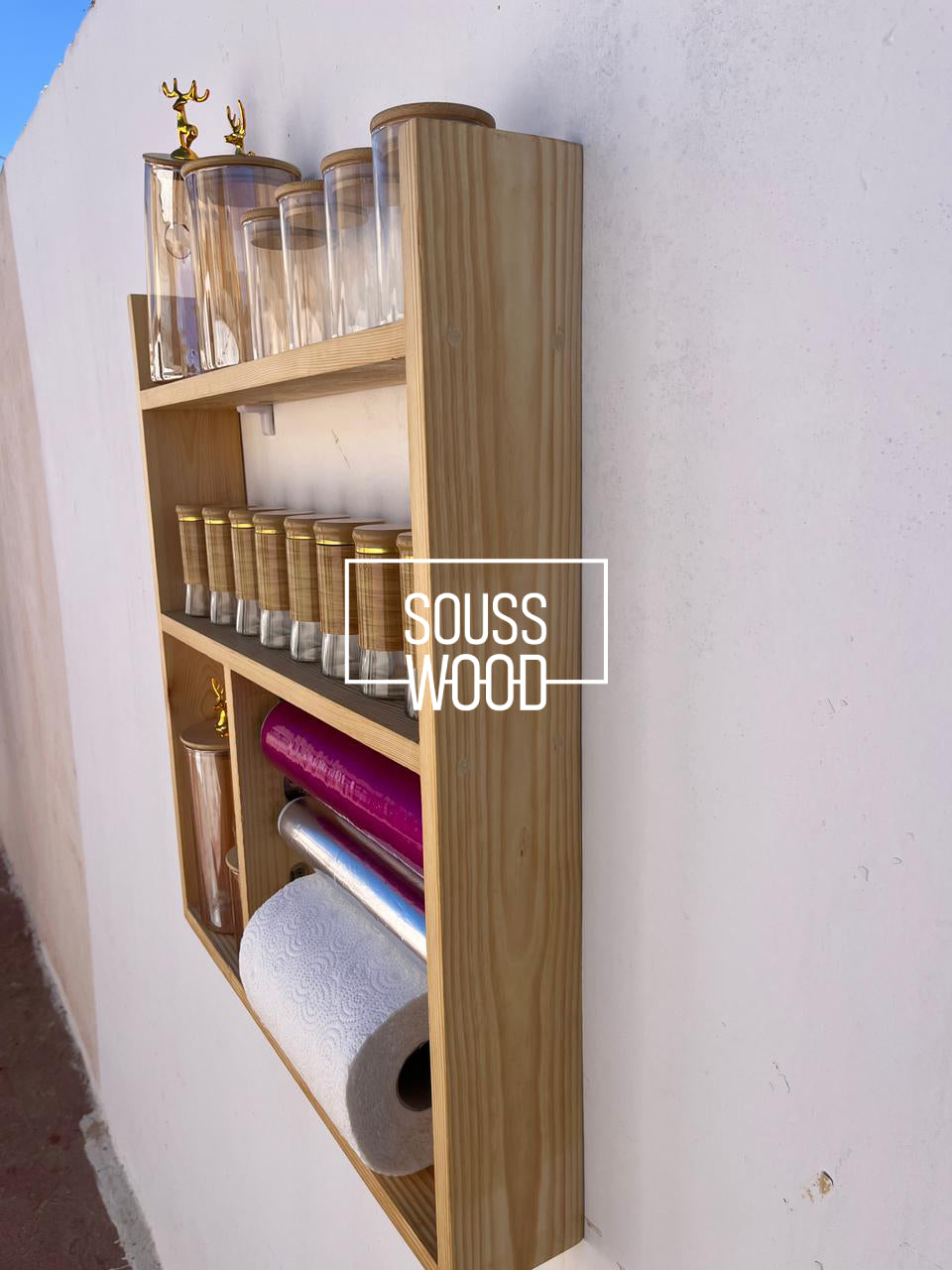 منظم المطبخ الخشبي